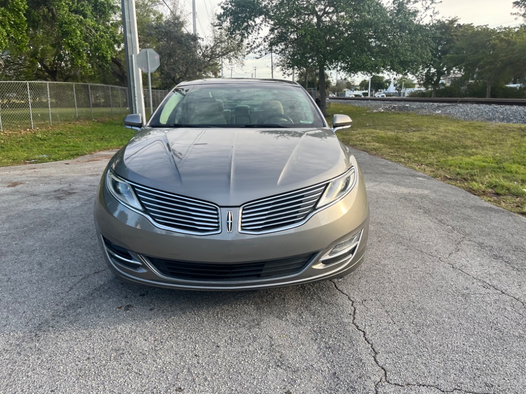 2015 Lincoln MKZ Base's photo