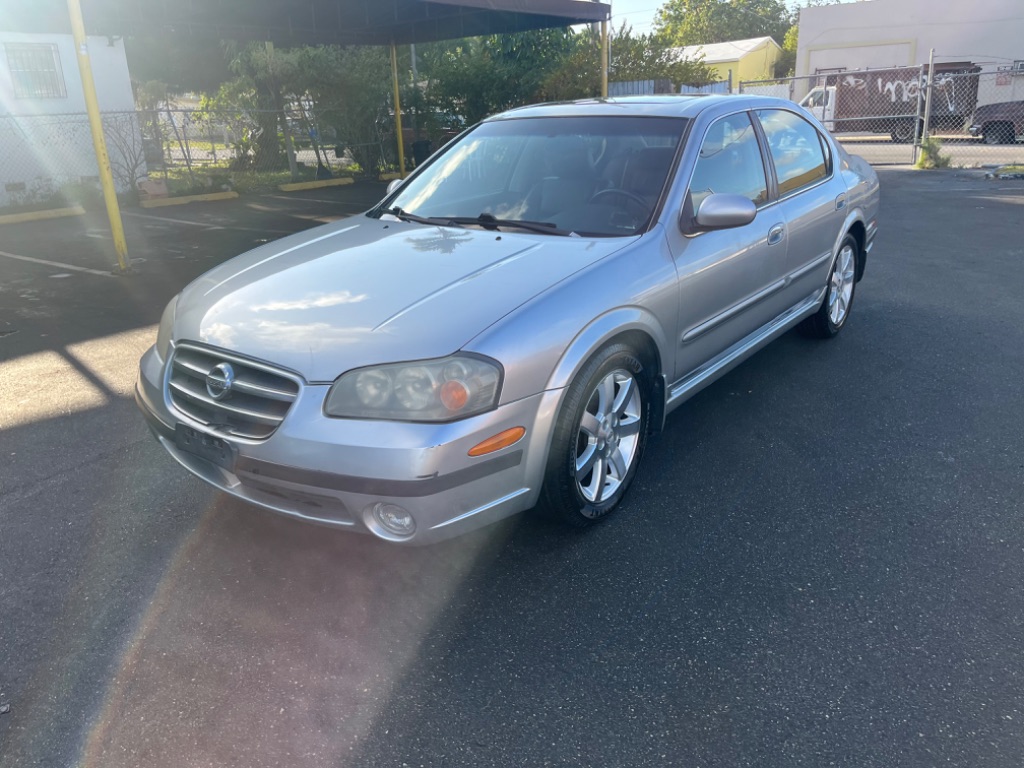 2003 Nissan Maxima GLE's photo