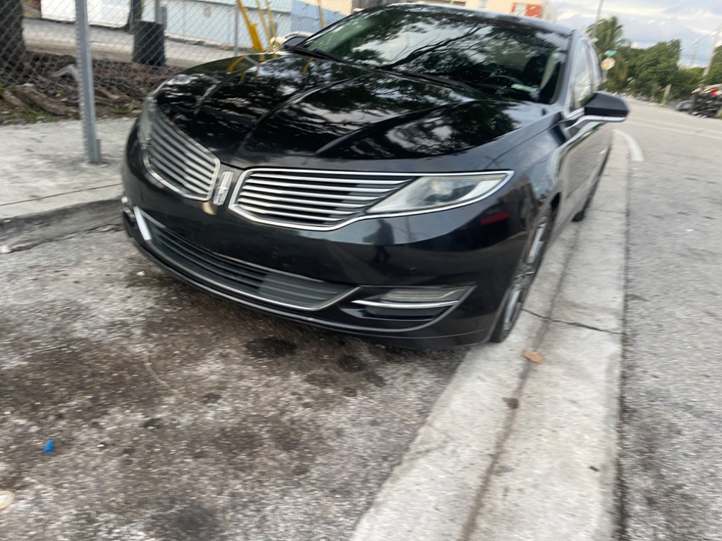 2014 Lincoln MKZ Base's photo