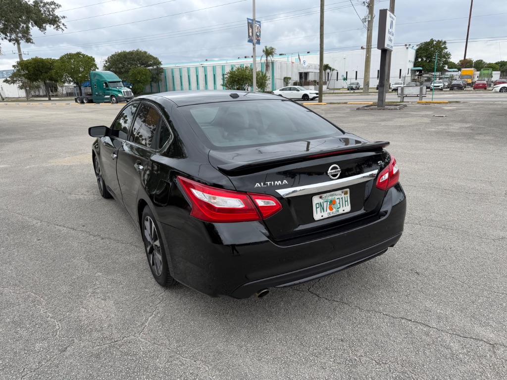 2017 Nissan Altima SL - Photo 26