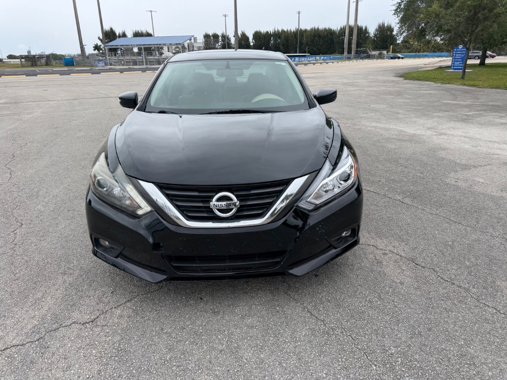2017 Nissan Altima SL - Photo 6