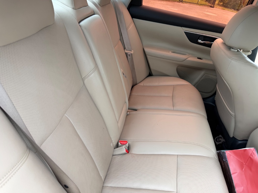 2017 Nissan Altima SL - Photo 46