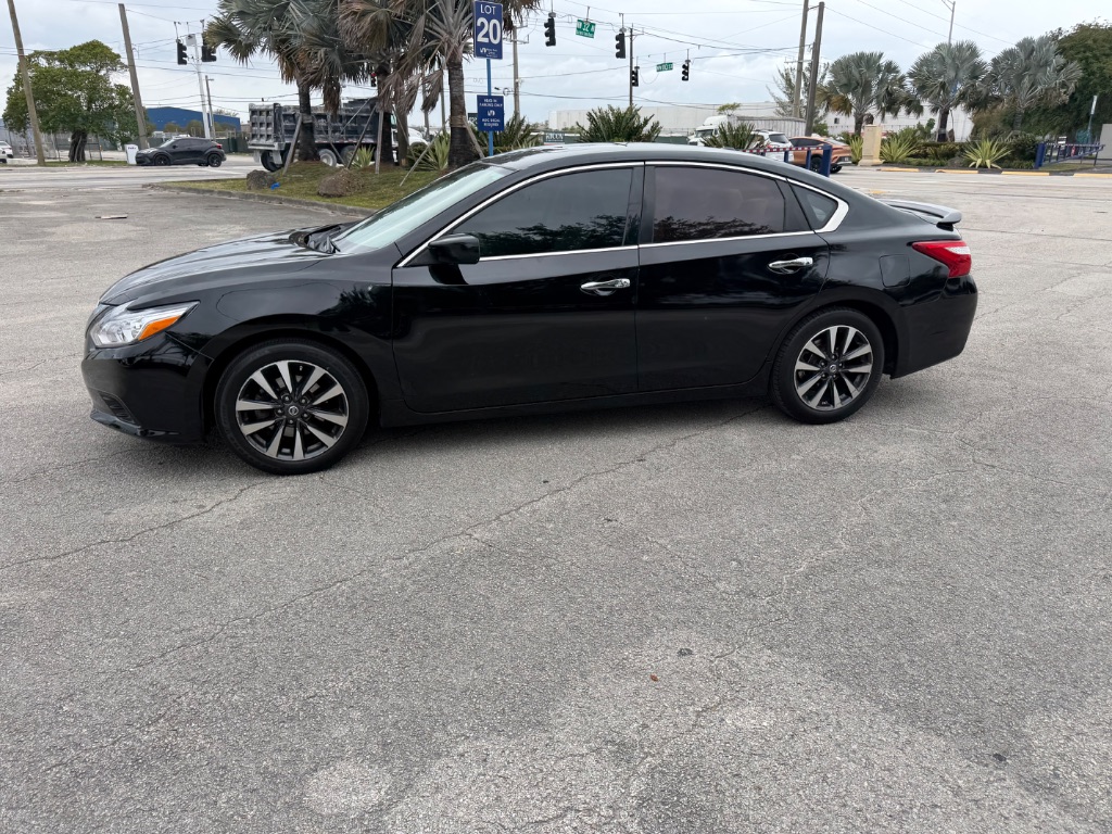 2017 Nissan Altima SL - Photo 31