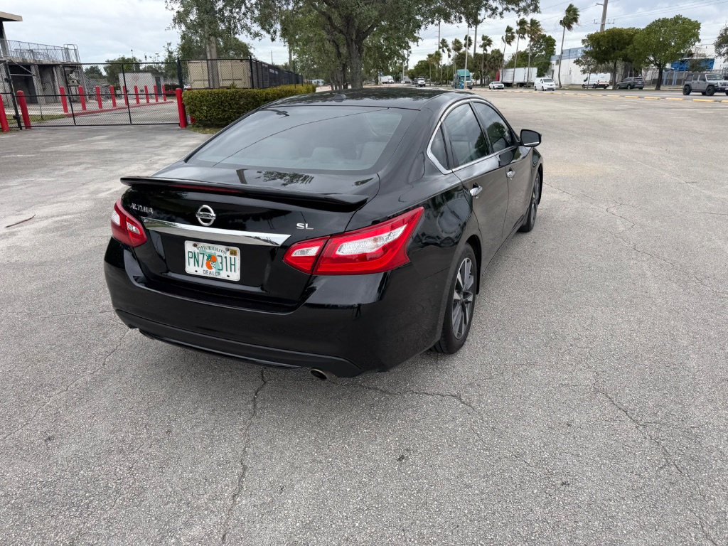 2017 Nissan Altima SL - Photo 20