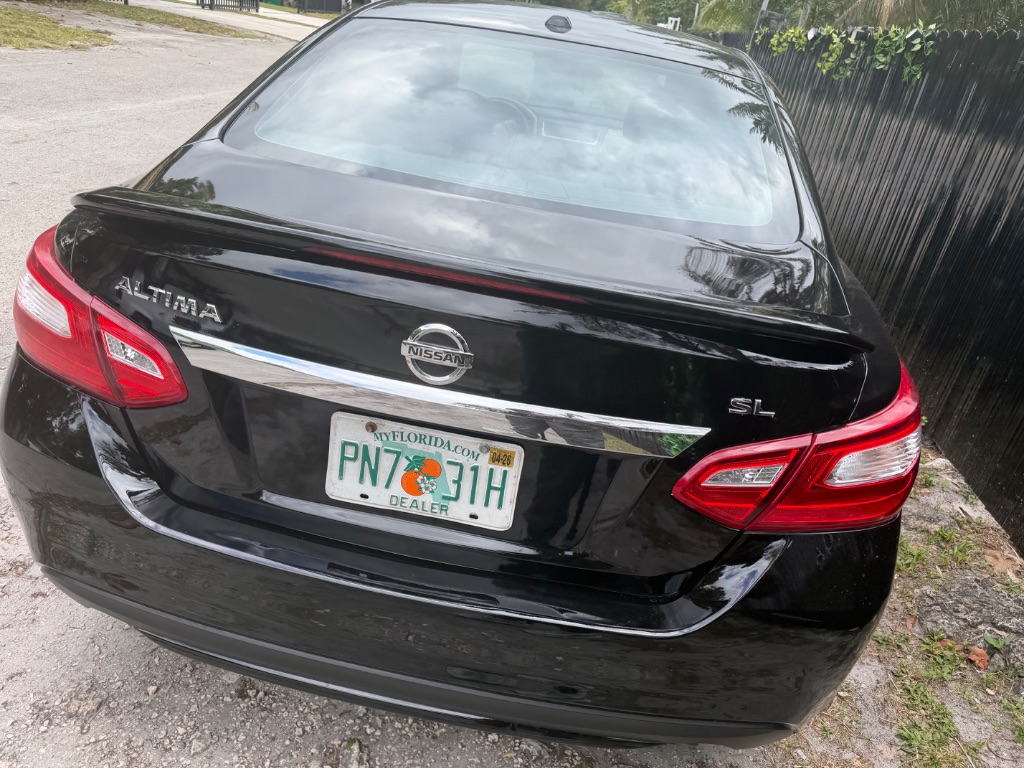 2017 Nissan Altima SL - Photo 54
